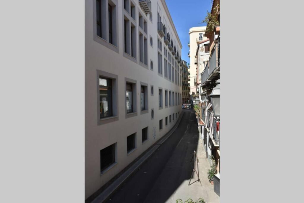 Dimora Maqueda Apartment Palermo Bagian luar foto